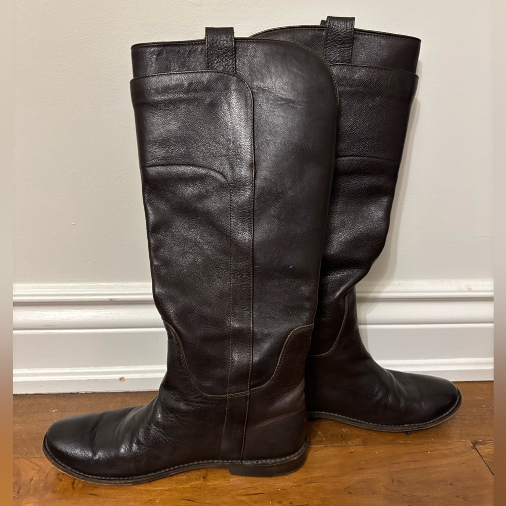 Frye tall knee high Riding boots size 8.5